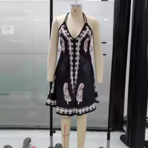 Damen verspieltes Sommerkleid mit elegante Stickereien R&B