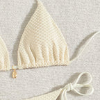 Damen Triangel-Bikini mit verstellbaren BindR&Bändern und strukturierter Oberfläche R&B