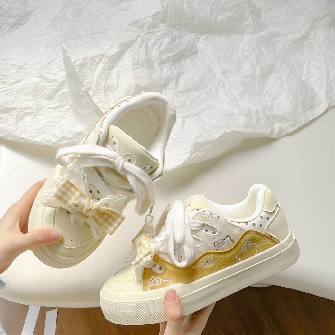 Damen Verspielte Sneakers mit Rüschendetail undem freundlichen Tiermotiven R&B