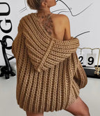 Damen Grobstrick-Hoodiejacke mit oversized Passform und tiefem Kragen R&B