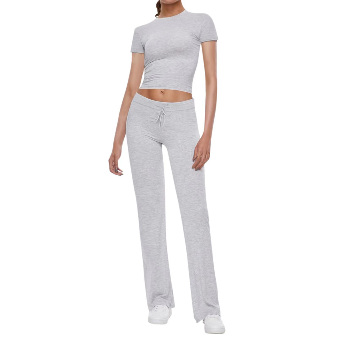 Damen Sportliches Set aus cropped Oberteil und weit geschnittenen Pants R&B