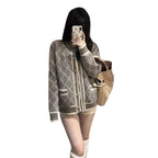 Damen modischer Strickcardigan mit eleganter Rautenmusterstruktur und goldenen Knöpfen R&B
