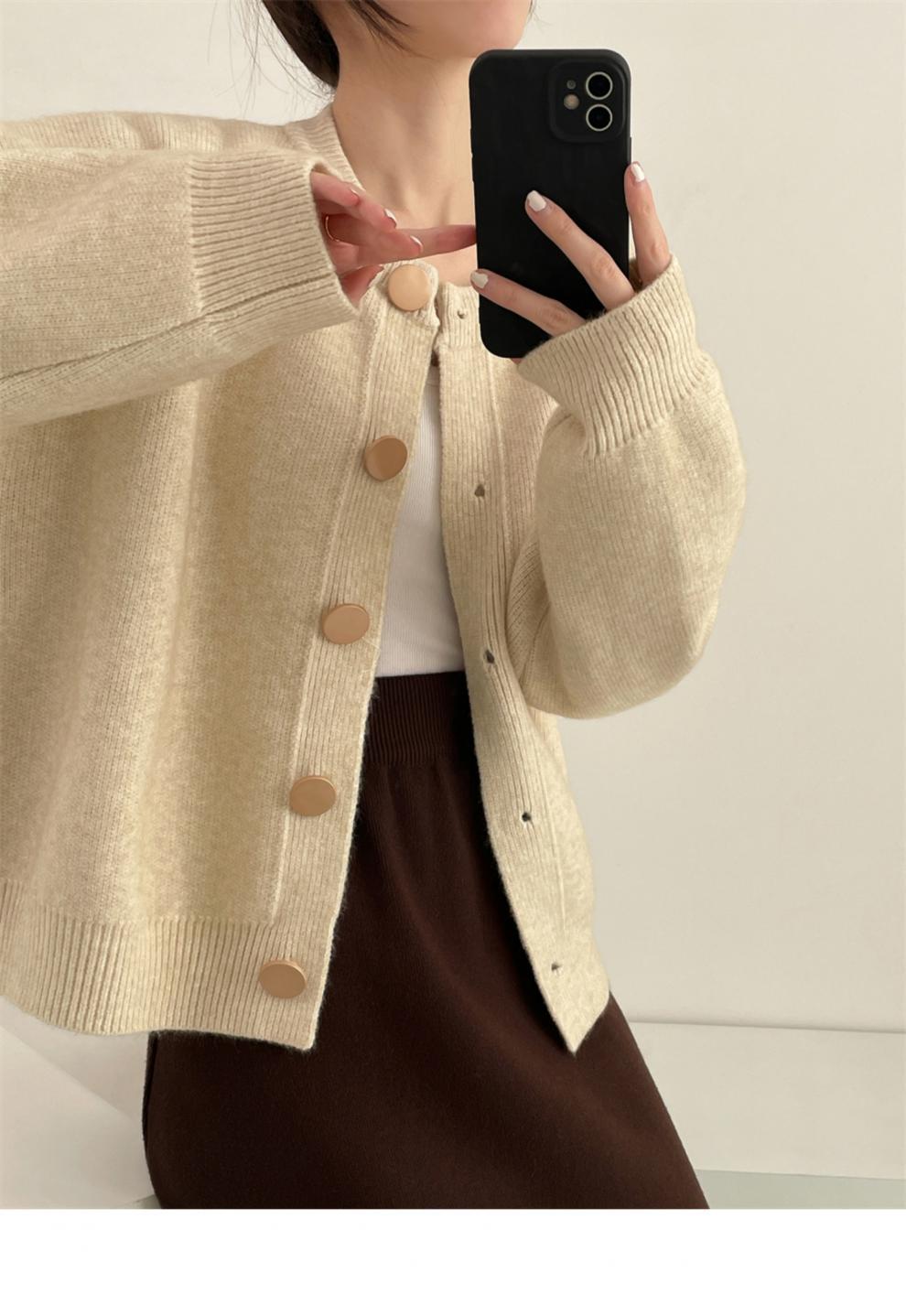 Damen Oversized Strickjacke mit großen Holzknöpfen und weitem Schnitt R&B