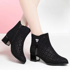 Damen Stiefeletten mit elegantem Lochdesign und raffiniertem Schmuckdetail R&B