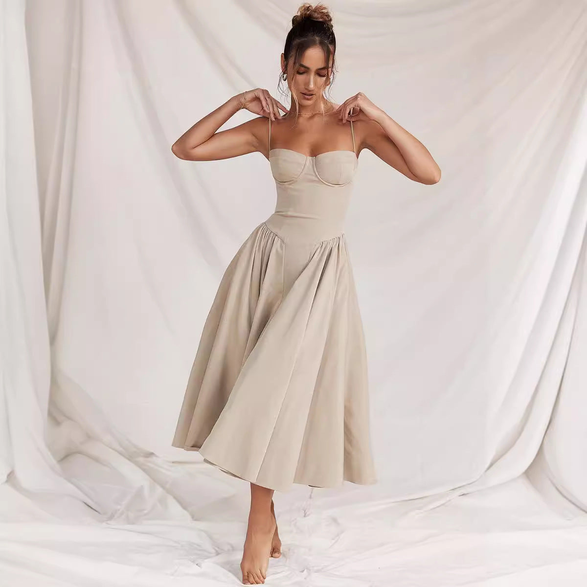 Damen Midikleid mit knöpfbarem Oberteil und schwingendem Rock R&B