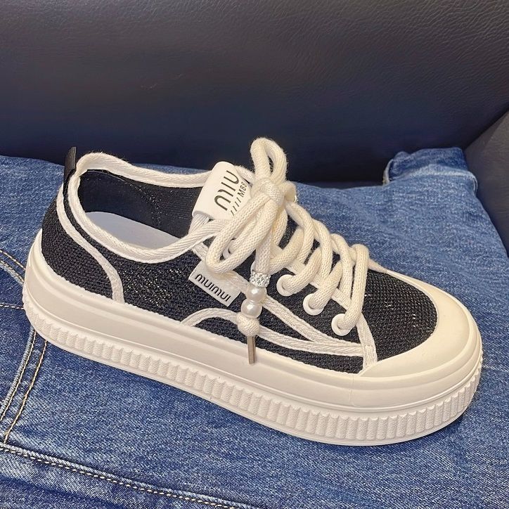 Damen Sneaker mit modischer Plateausohle und dekorativem Schnürsystem