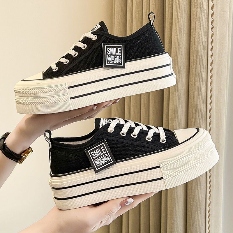 Damen modische Plateausneaker mit angesagtem Design R&B