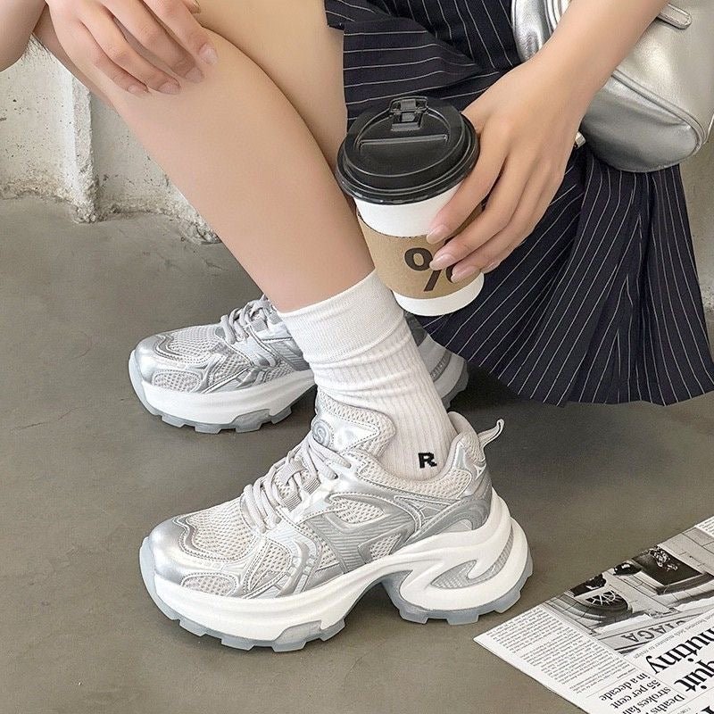 Damen Sportliche Sneaker mit atmungsaktiver Mesh-Oberfläche R&B