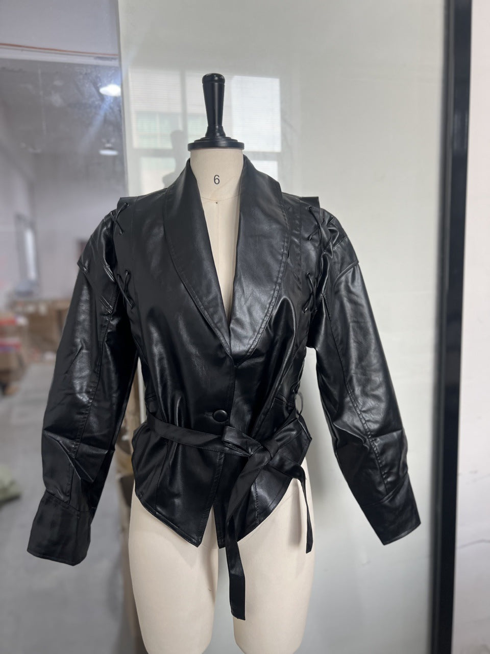 Damen modische Jeansjacke R&B