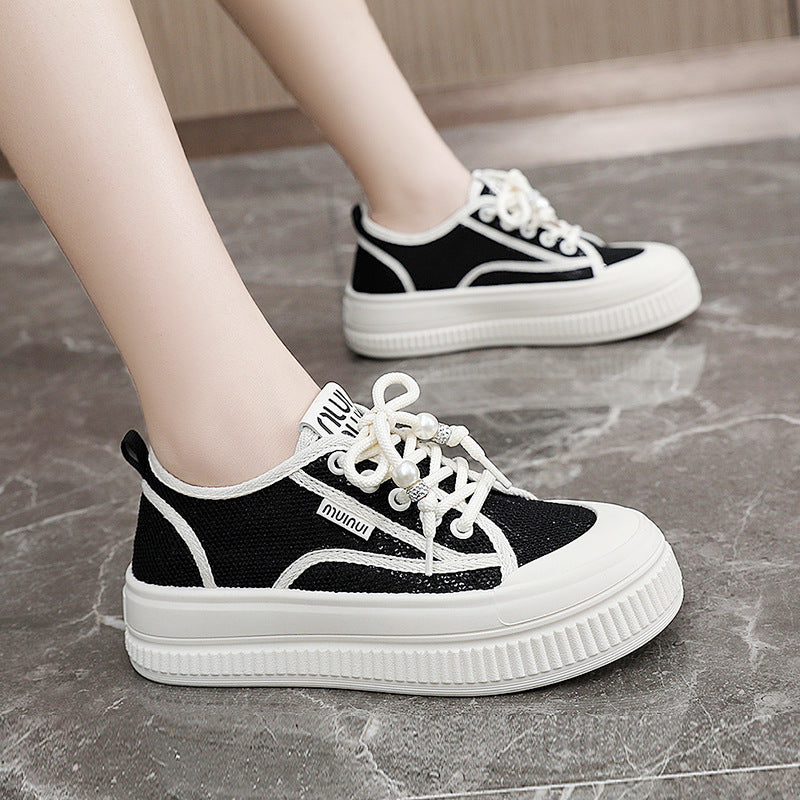 Damen modische Chunky Sneakers mit trendigen Perlenakzenten R&B