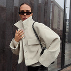Damen Oversized Wolljacke mit Knopfleiste und praktischen Taschen R&B