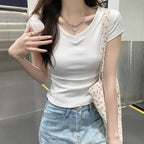 Damen Cropped T-Shirt mit V-Ausschnitt und figurbetontem Schnitt