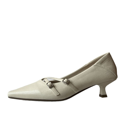 Damen Elegante und stilvolle Pumps mit praktischem Riemchen R&B