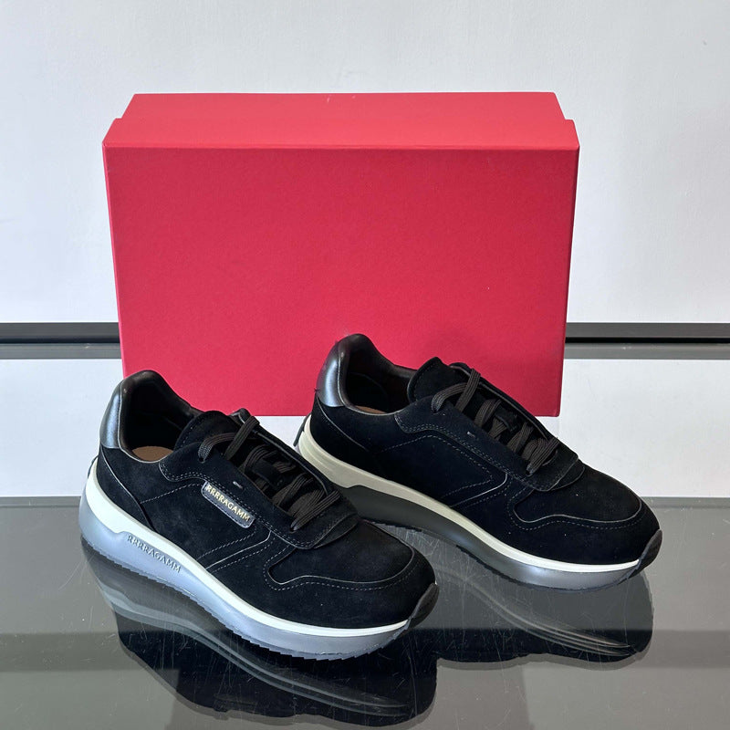 Damen Sportliche Sneakers mit rutschfester Laufsohle und hochwertiger Wildleder-Oberfläche R&B