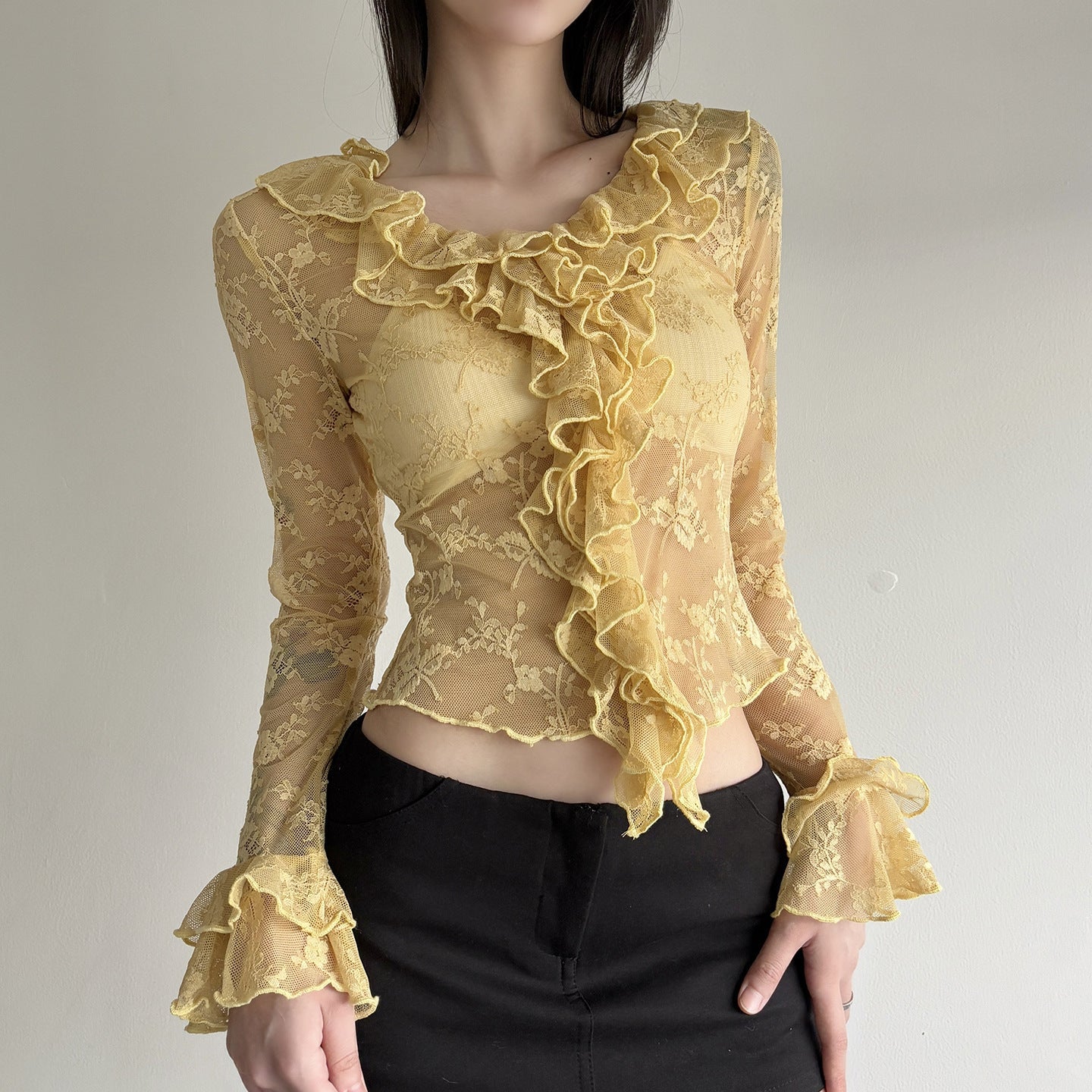 Damen Spitzenbluse mit Rüschendetails R&B