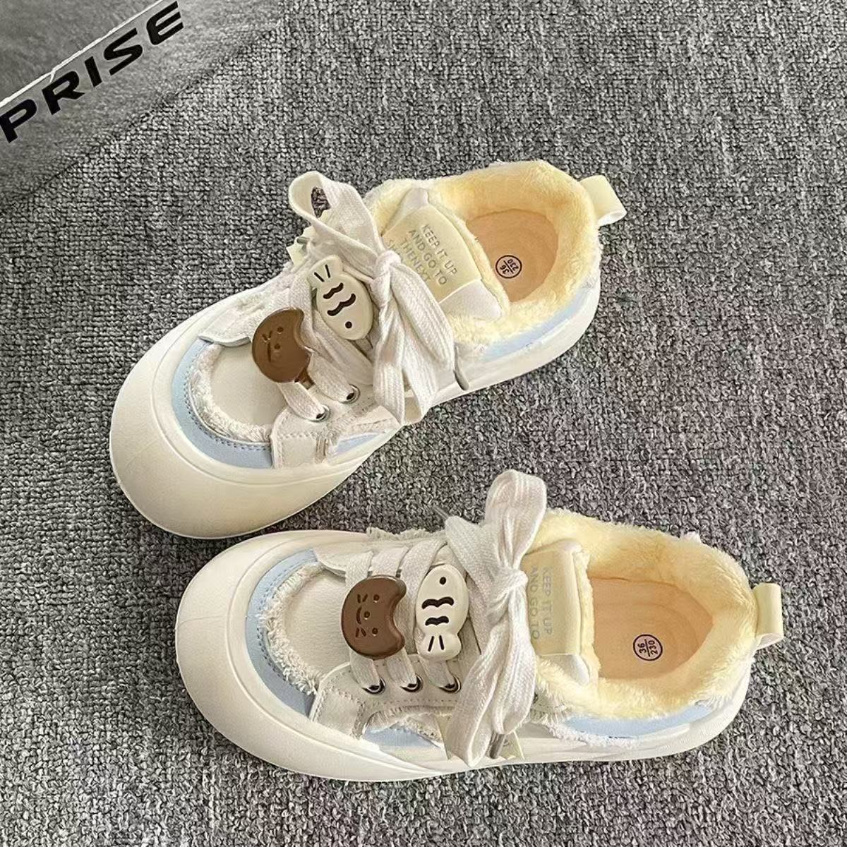 Damen Sneakers mit flauschigem Innenfutter und verspieltem Schnürsystem R&B