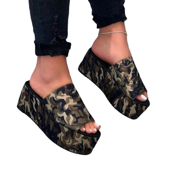 Damen nan Plateau-Mule mit Leopardenprint, offener Zehenpartie und gepolstertem Komfortfußbett R&B