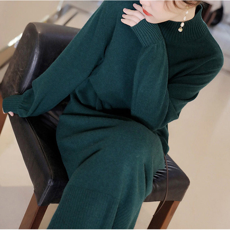 Damen Elegantes Strickmaxikleid mit hochgeschlossenem Kragen und dekorativen Knöpfen R&B