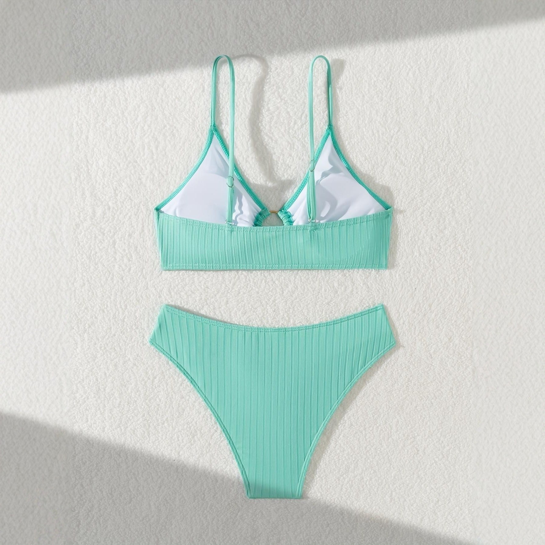 Damen Raffiniertes Bikinitop mit V-Ausschnitt und dekorativem Ring R&B