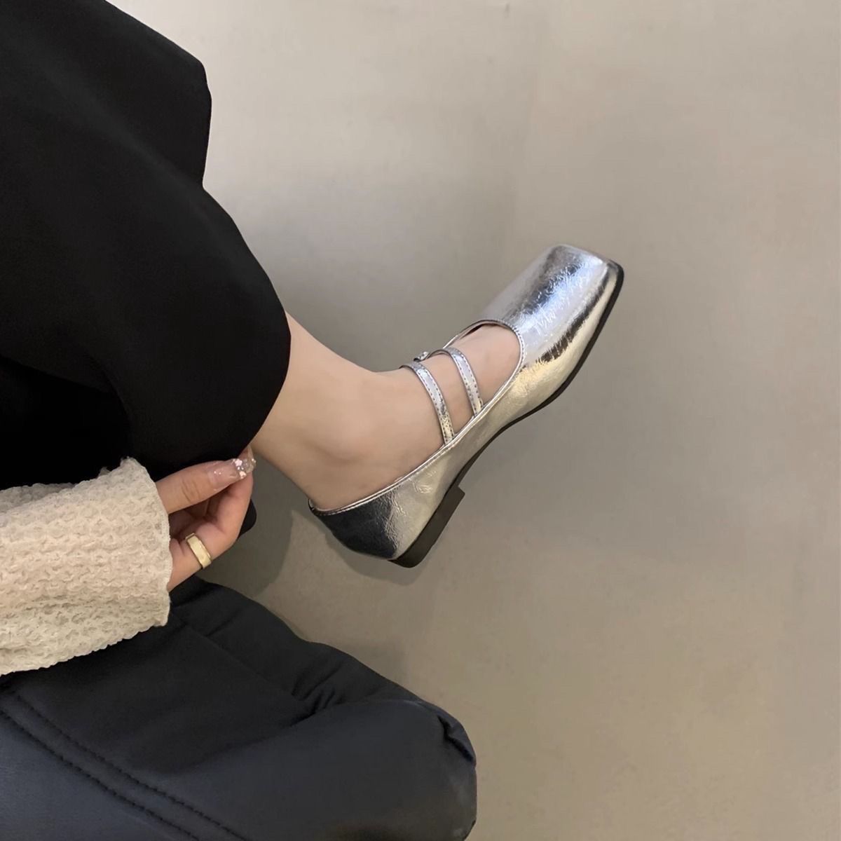 Damen modische Ballerinas mit funkelndem Riemchendesign R&B