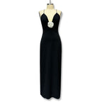 Damen Elegantes Maxikleid mit tiefem V-Ausschnitt und zarter Blumenapplikation R&B