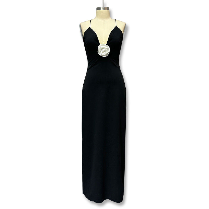 Damen Elegantes Maxikleid mit tiefem V-Ausschnitt und zarter Blumenapplikation R&B