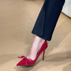 Damen elegante Pumps mit dekorativer Schleifenapplikation und hochglänzendem Finish R&B