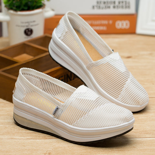 Damen Komfortable Slip-On Sneakers mit atmungsaktiver Oberflächenstruktur R&B