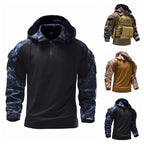 Herren taktisches Langarmshirt mit Kapuze und camouflierter Armgestaltung
