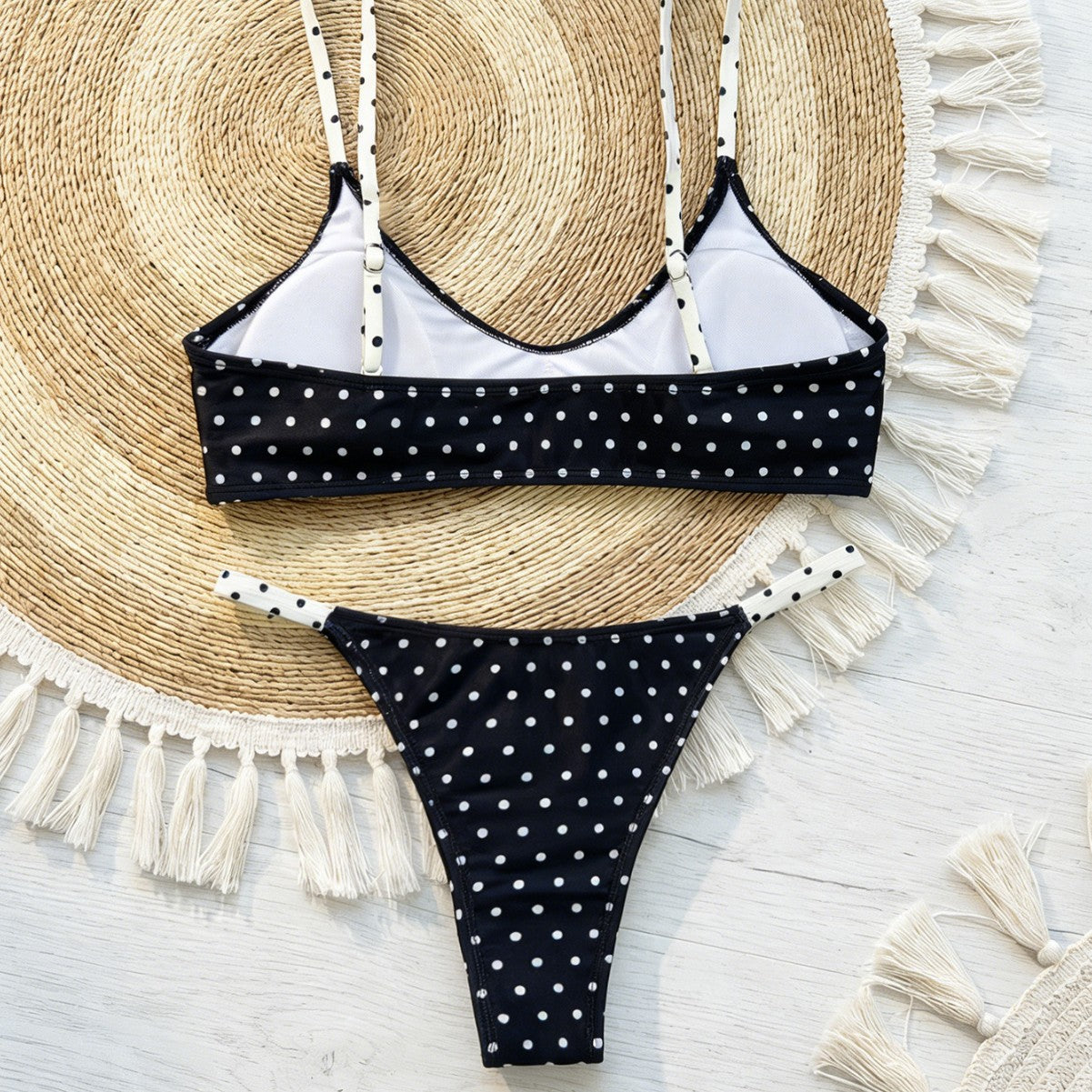 Damen Triangel-Bikini mit verspieltem Punktedesign und verstellbaren Trägern R&B