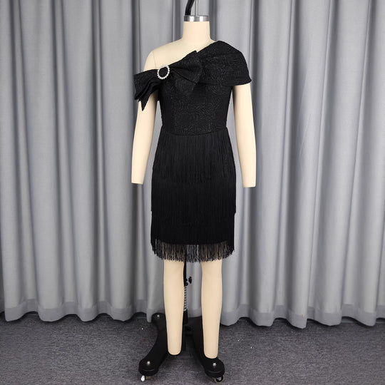 Damen glamouröses Abendkleid mit Rüschen und Fransen R&B