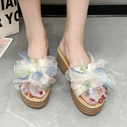 Damen elegante Wedge-Pantoletten mit floralen Akzenten R&B