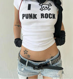 Damen Crop-T-Shirt mit animalistischem Lippenmotiv und auffälligem Schriftzug R&B