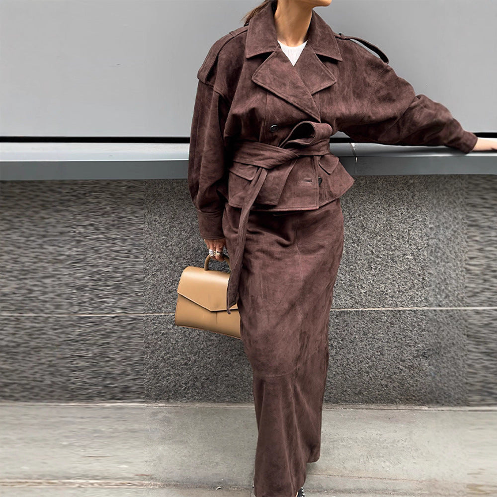 Damen modische Wildlederjacke mit passendem Rock im eleganten Set R&B