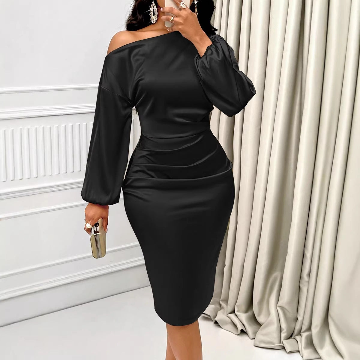 Damen figurbetontes Kleid mit asymmetrischem Ausschnitt R&B