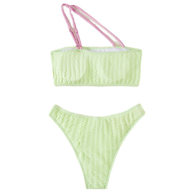 Damen Bandeau-Bikini mit innovativem Schnitt