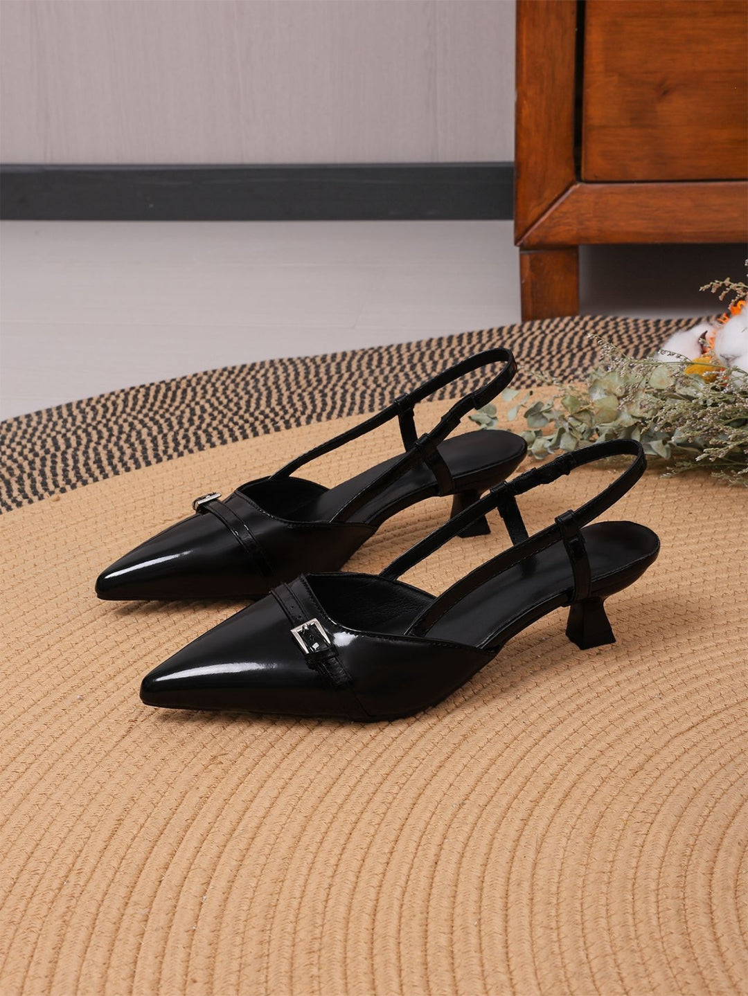Damen Slingback High-Heel Sandalen mit elegantem Spitzendesign R&B