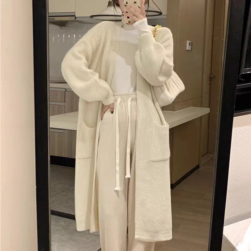 Damen Langer Strickcardigan mit praktischen Taschen und eleganter Silhouette R&B