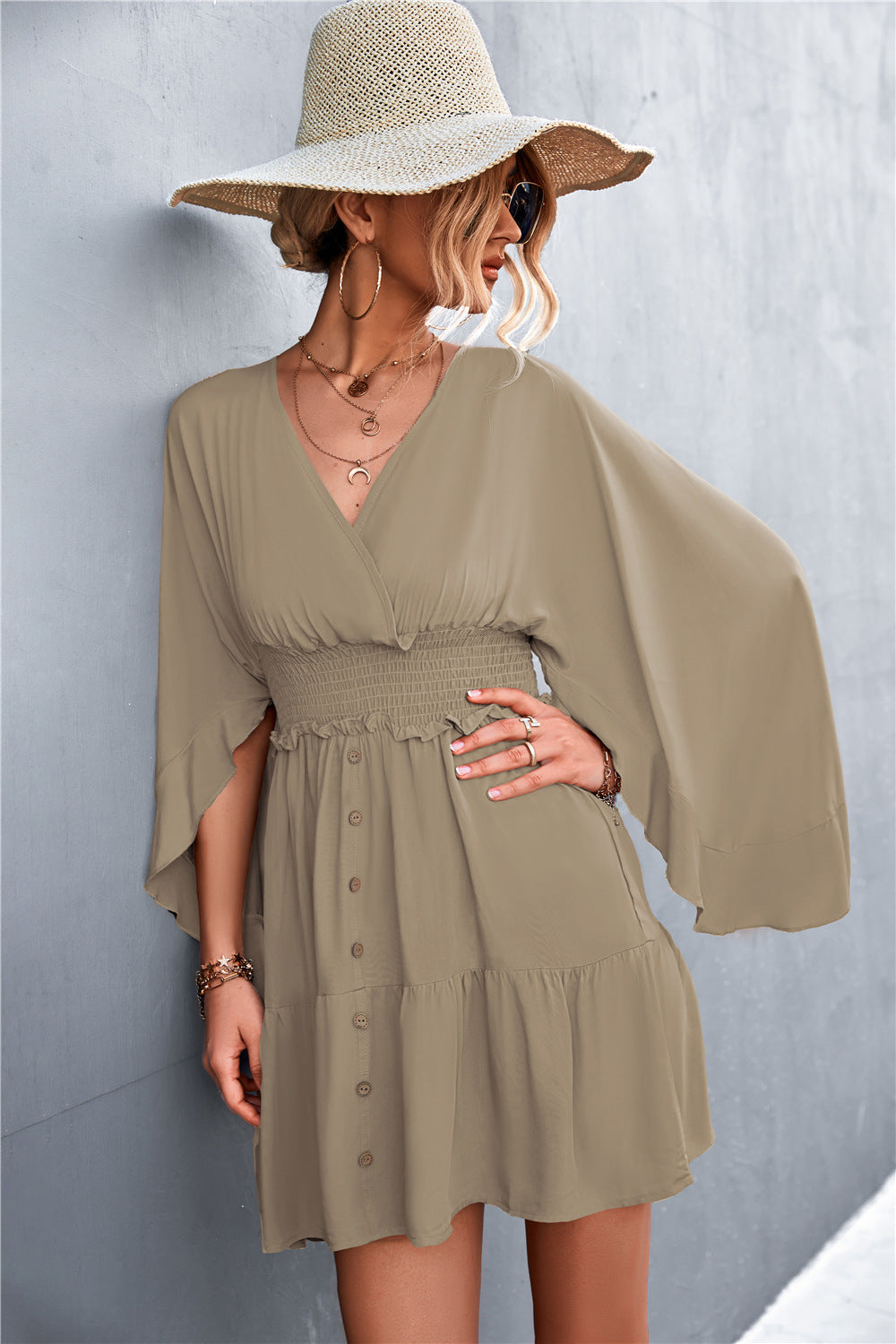 Damen lässiges Wickelkleid mit voluminösen Ärmeln und Knopfdetails R&B