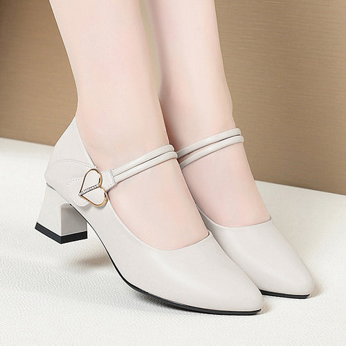 Damen Mary Jane Pumps mit modischem Riemen und elegantem Herzdetail R&B