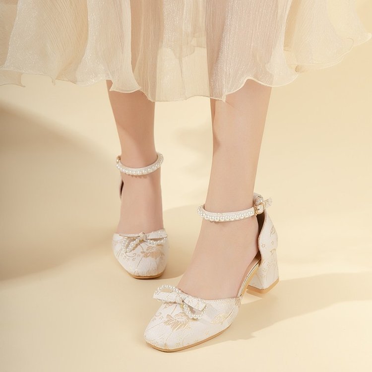 Damen elegante Pumps mit zierlichem Schleifenakzent und perlverziertem Riemen R&B