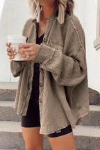 Damen Lässige Waffle-Strickjacke mit praktischen Taschen und Knopfdetails R&B