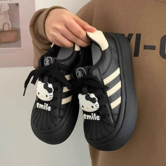 Damen Plateau Sneakers mit verspielten Hello Kitty Applikationen R&B