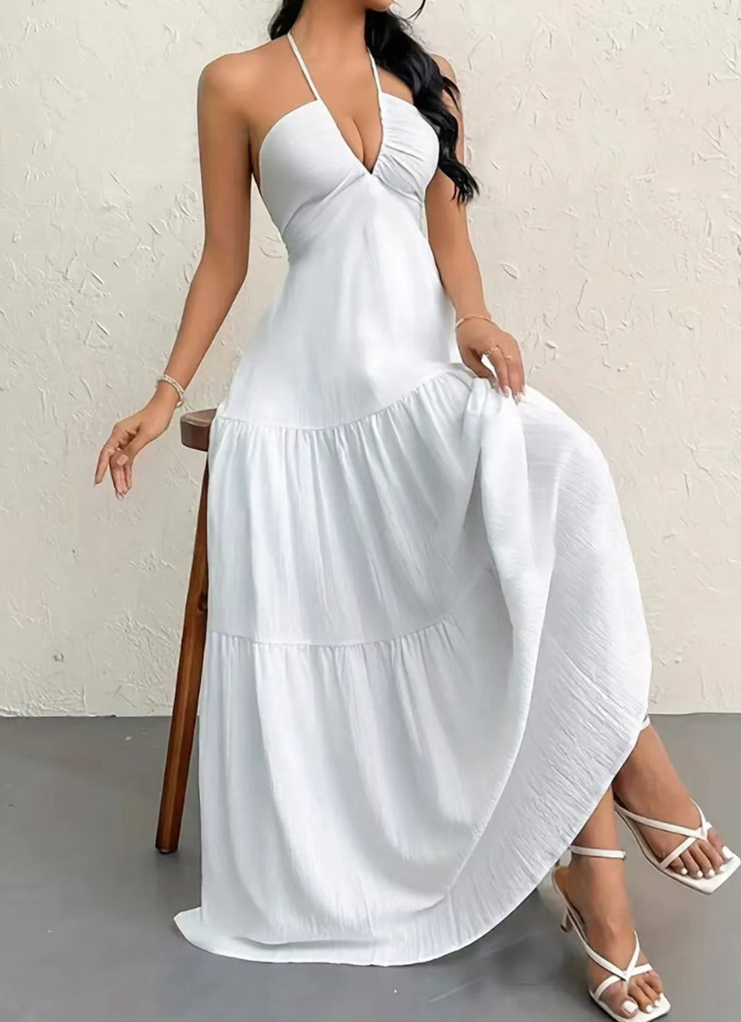 Damen Maxikleid mit schulterfreiem Design und legere Rüschendetails R&B