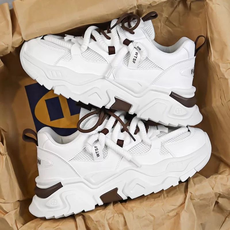 Damen Chunky Sneakers mit strapazierfähiger Sohle und atmungsaktiven Details