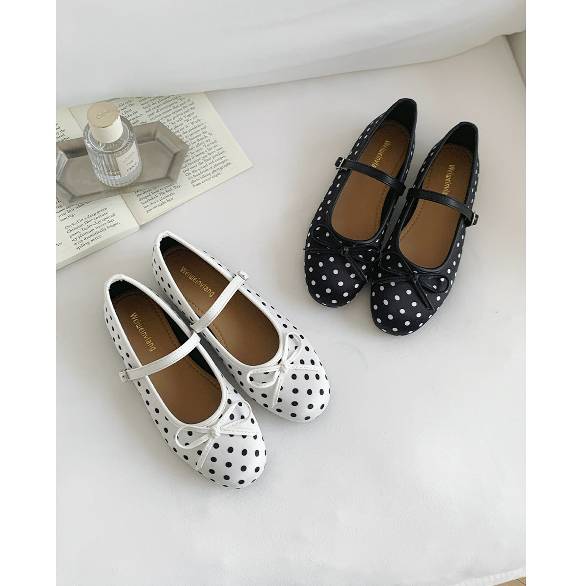 Damen Ballerinas mit elegantem Riemchen und klassischem Punkte-Design