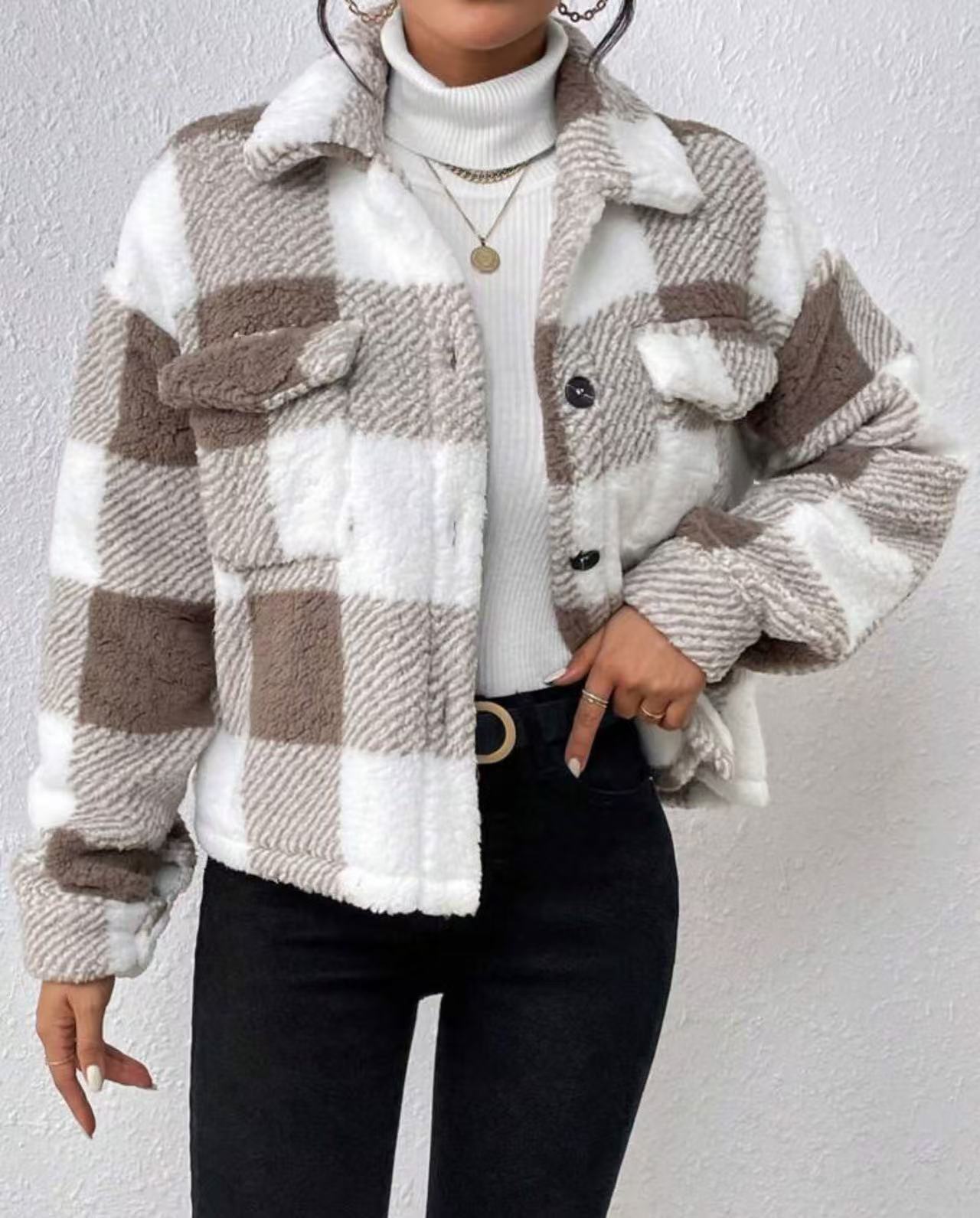 Damen Kuschelige Karojacke mit Umlegekragen R&B