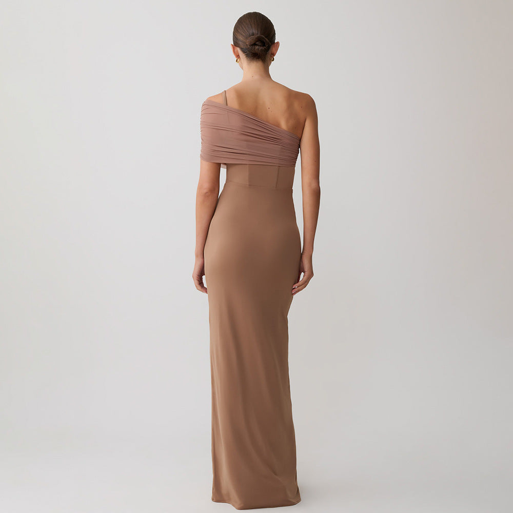 Damen Elegantes und figurbetontes Maxikleid mit einem Schulterdesign und sanften Raffungseffekten R&B