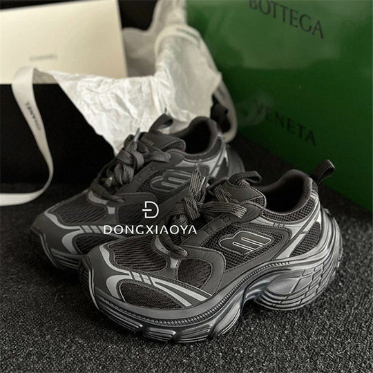 Damen Sportliche Läufersneaker mit ergonomischem Sohlenprofil und atmungsaktivem Mesh-Obermaterial R&B