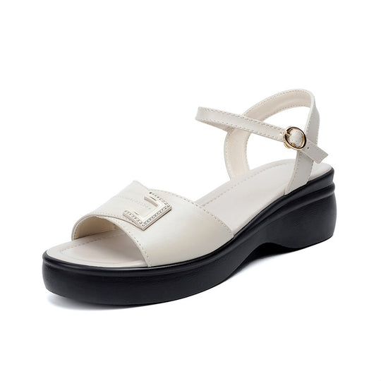 Damen Komfortable Plateau-Sandaletten mit verstellbarem Riemen und modischem Schmuckdetail R&B